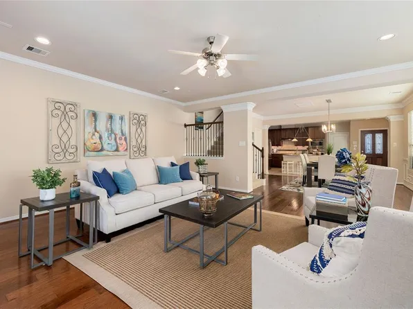 1135 W 26th Street #B, Houston, TX 77008