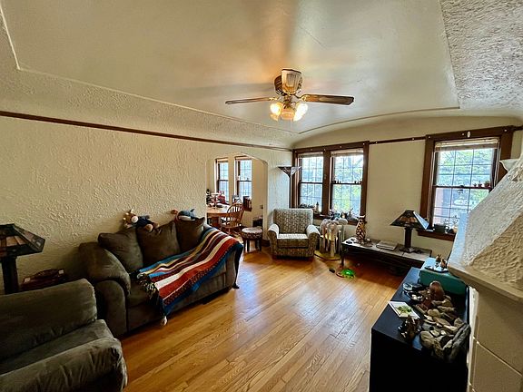 2nd image of 4474 N Oakland Ave APT 201