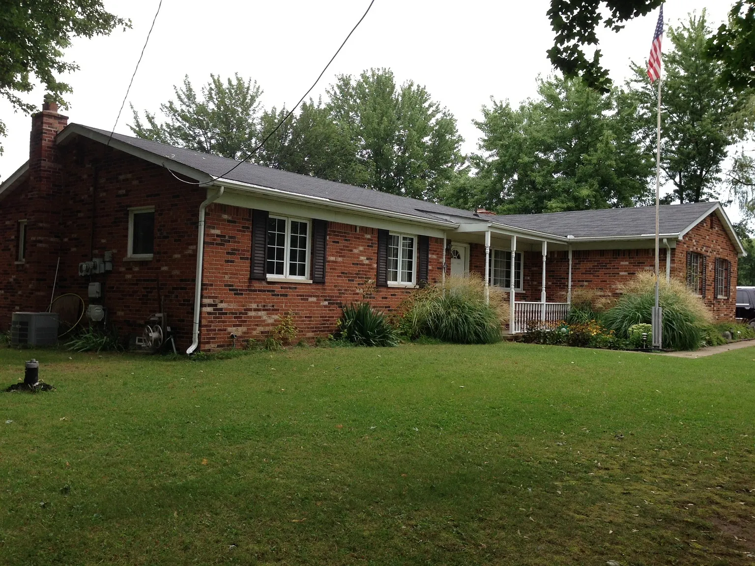 13775 Lloyd Dr photo 1