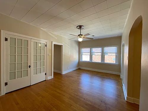108 5th St #202 Photo 1