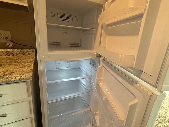 4th image of 4521 E Washington St #1