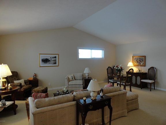 2nd image of 11552 N Lake Dr