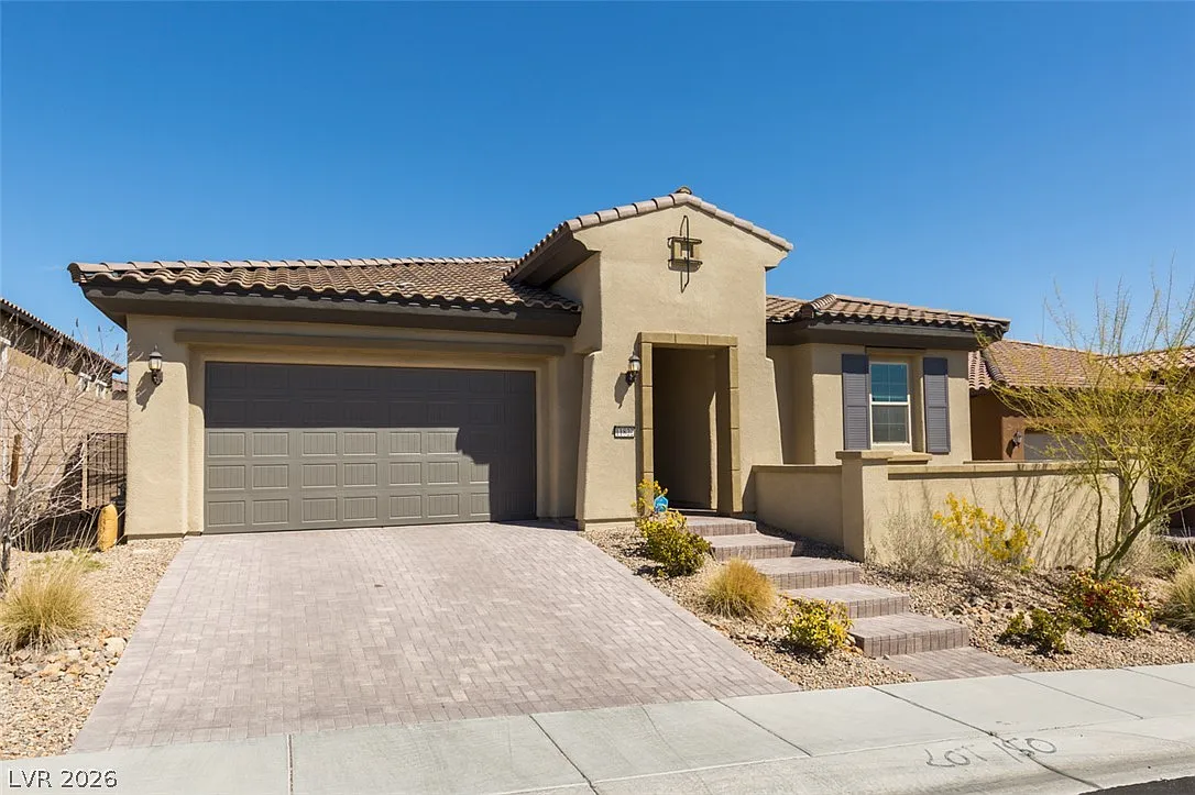 3 bed, 2.5 bath, 2432 sqft, $3,500 — Photo 1