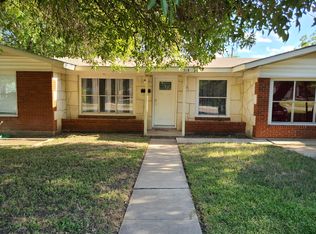 518 Dawnview Ln, San Antonio, TX 78213