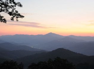 300 Newbiggin, Boone, NC 28607