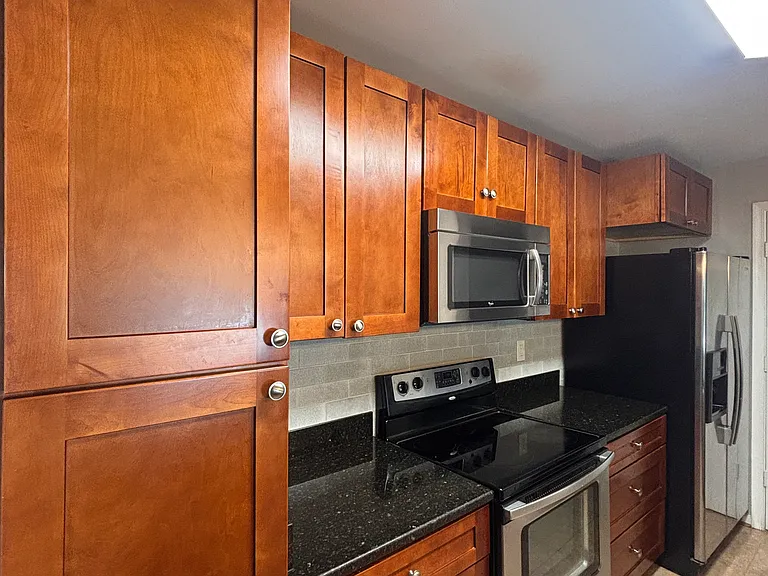 14201 Wolf Creek Pl #6 — Photo 19