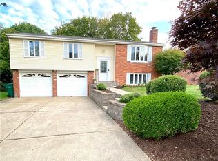 171 Sylvania Dr, Pittsburgh, PA 15236