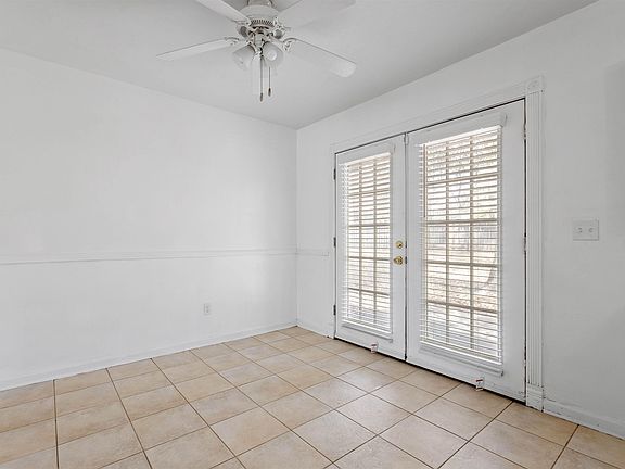 5th image of 2325 Brynmahr Dr