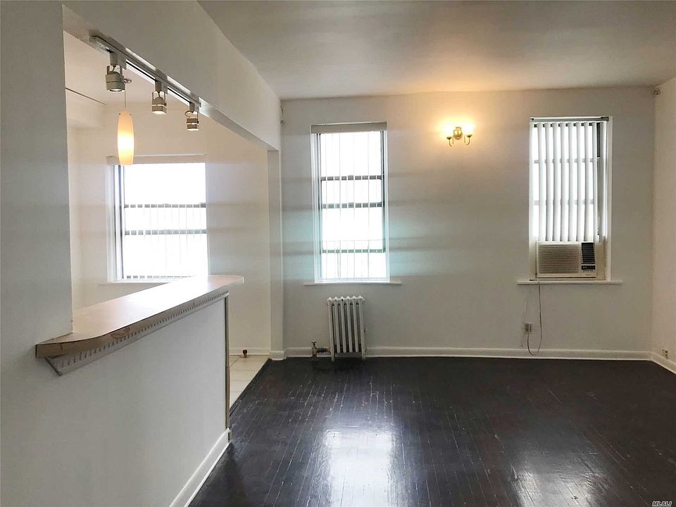 2nd image of 136-05 Sanford Ave #6N