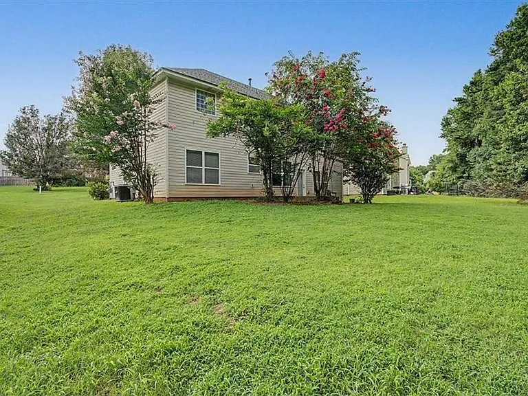 1025 Balsam Wood Trl — Photo 49
