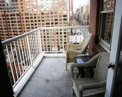 Sold by Olshan Realty | media 24