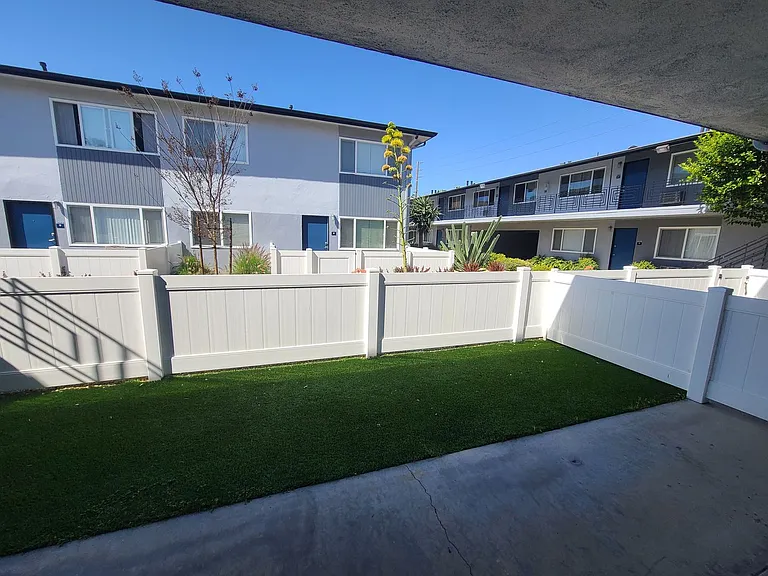 The Circle Apartments at Long Beach — Photo 63