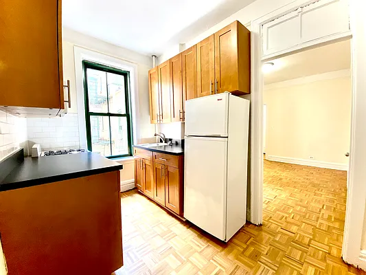 Rented by City & Suburban | media 4