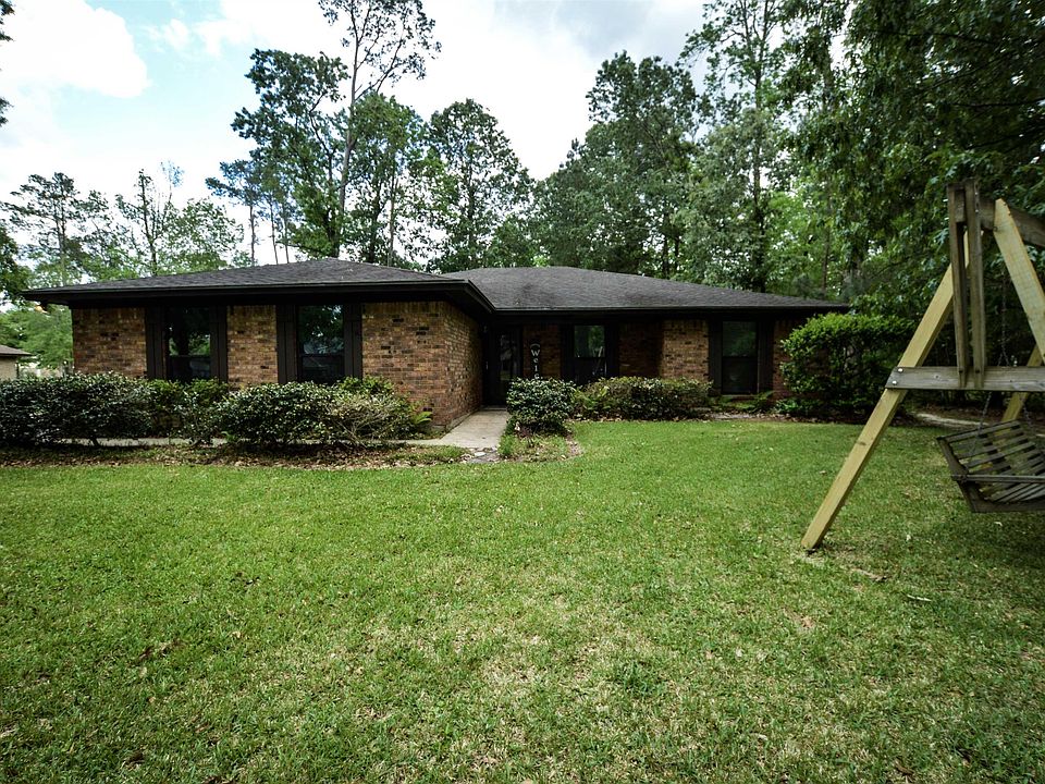 1st image of 419 Piney Point Dr