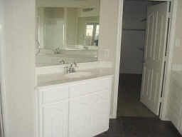 3rd image of 1408 Parkside Dr