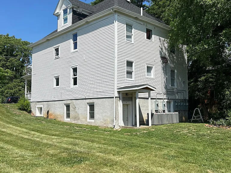 1422 Patterson Ave SW — Photo 9