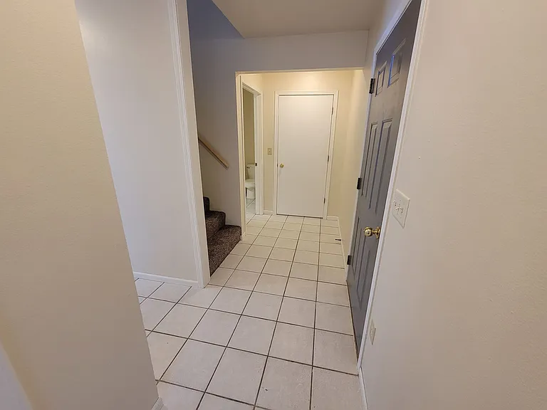1008 Dutchman Dr — Photo 13