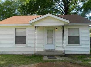 615 Ellington St, Atlanta, TX 75551