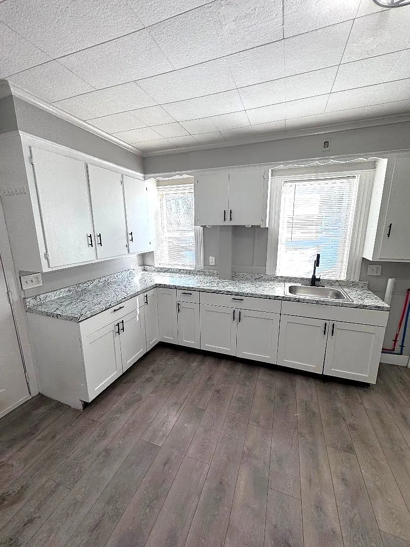 2 bed, $1,250 — Photo 3