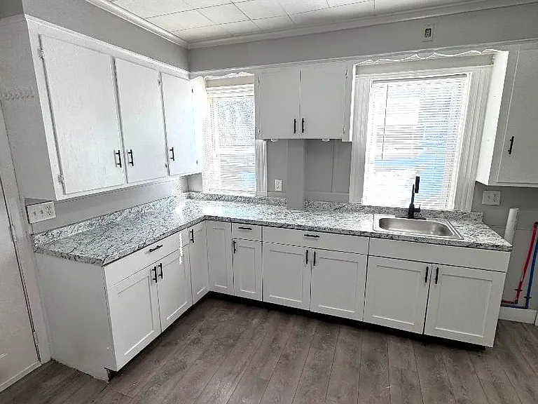 25 Greenmount Ter #A — Photo 3