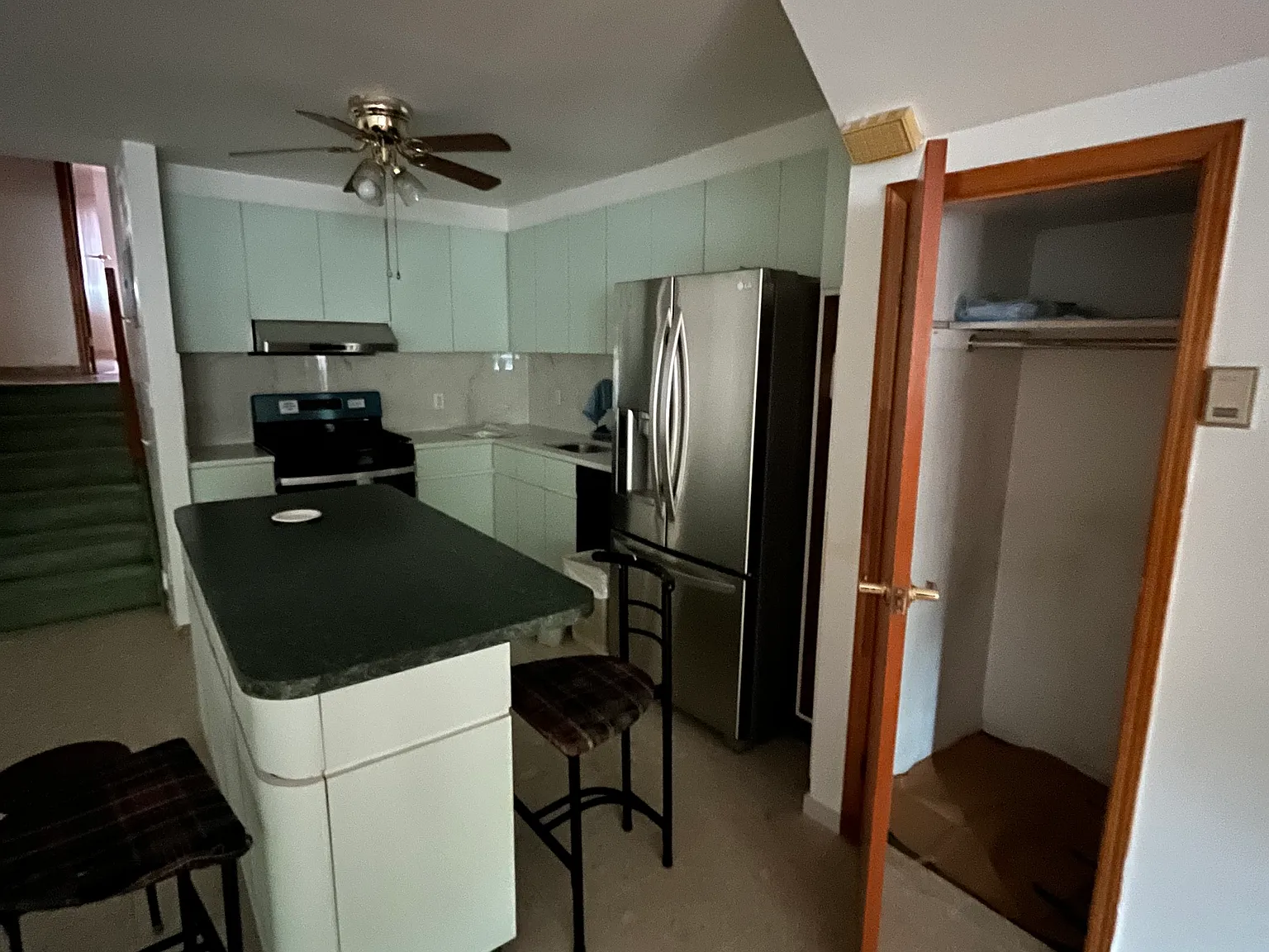 2 bed, 1200 sqft, $3,250 — Photo 3