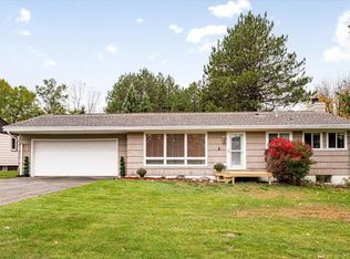 905 Ebony Ave, Duluth, MN 55811