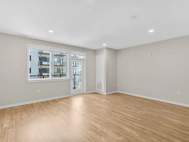 The Keystone Apartments — Photo 91