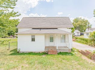 407 Cedar Lane Rd, Greenville, SC 29611