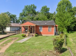 2409 Courtview St, Jackson, MS 39213