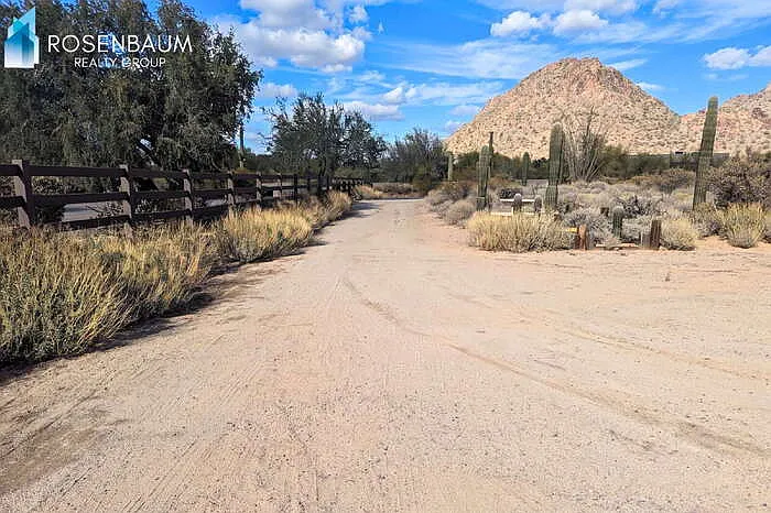9669 E Ranch Gate Rd — Photo 3