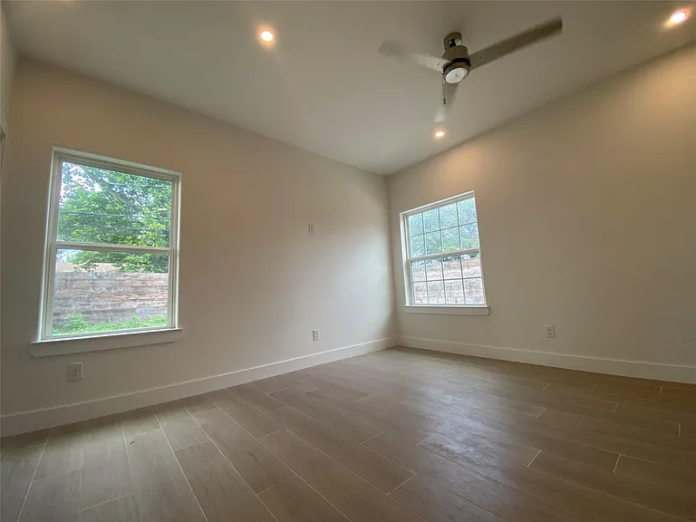 8502 Alcott Dr — Photo 15