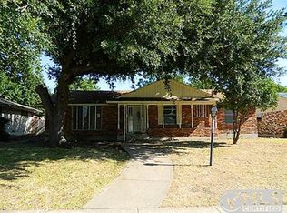 2211 Sea Island Dr, Dallas, TX 75232