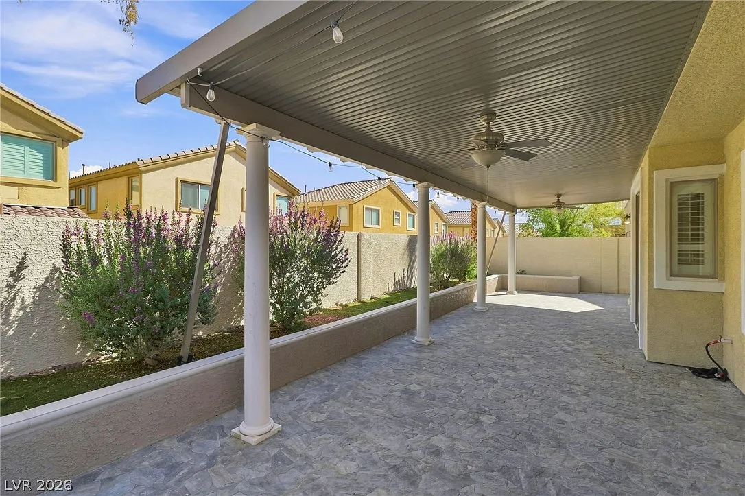4 bed, 3.0 bath, 3050 sqft, $6,000 — Photo 2