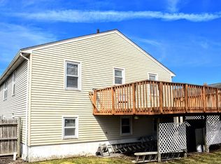 34 F St, Hull, MA 02045