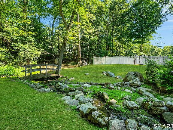 3rd image of 31 Granite Drive