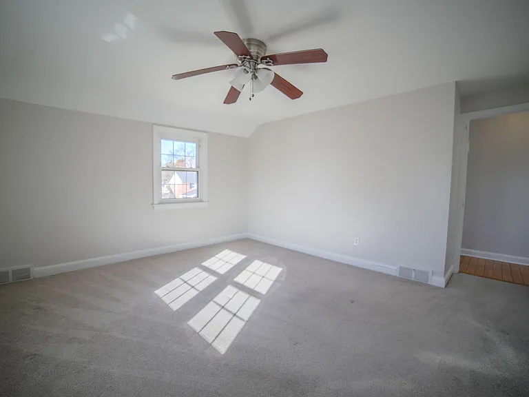 213 Heatherwood Rd — Photo 31