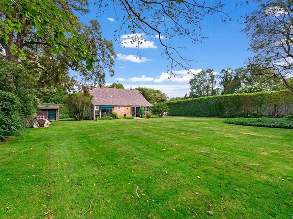 88 Pantigo Road, East Hampton, NY 11937