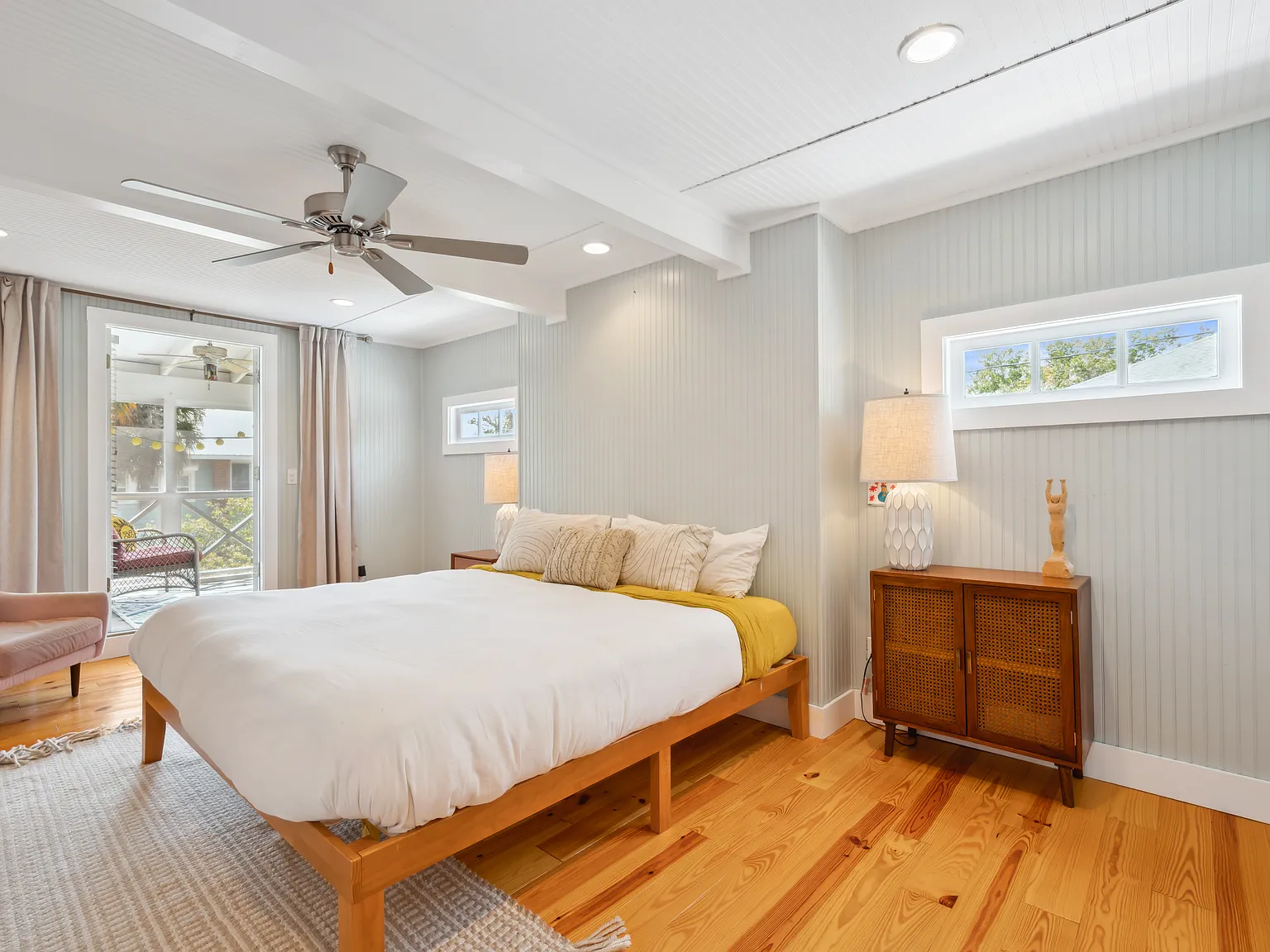 4 bed, 2600 sqft, $4,500 — Photo 3
