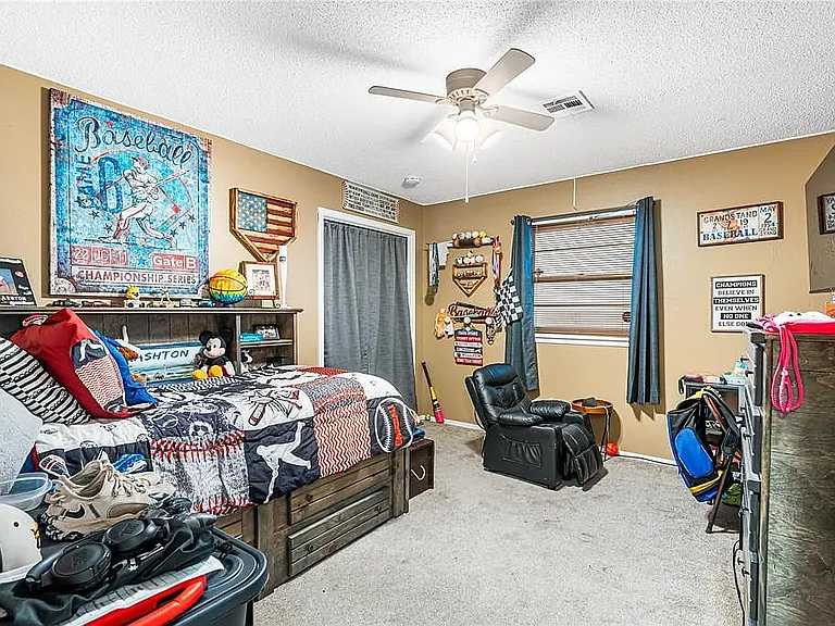 11521 Carriage Dr — Photo 21