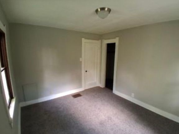5th image of 1444 E Clay St