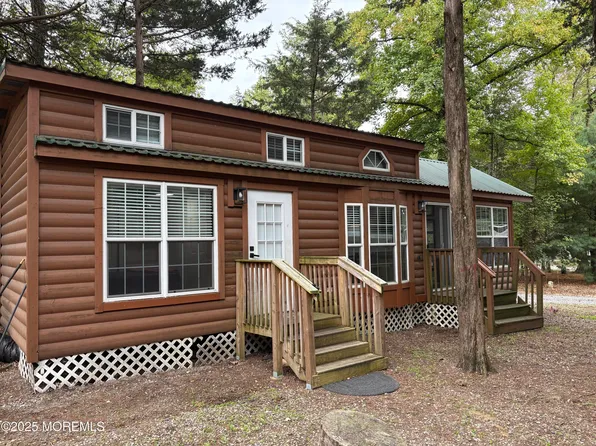 724 Monmouth Road #26, Upper Freehold, NJ 08501