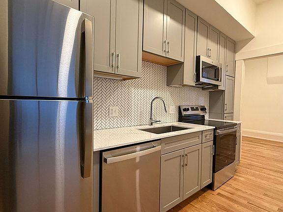 2nd image of 110 E 14th St #102