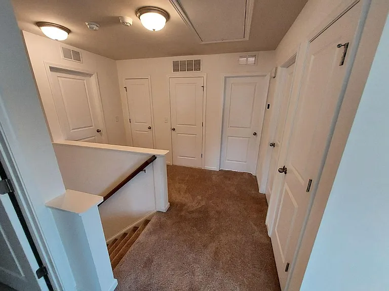 608 Stapleford Ln — Photo 17