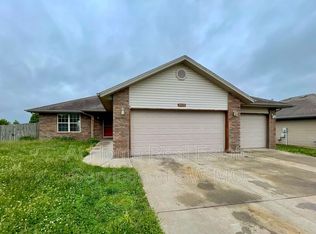4428 W Montreal St, Springfield, MO 65802