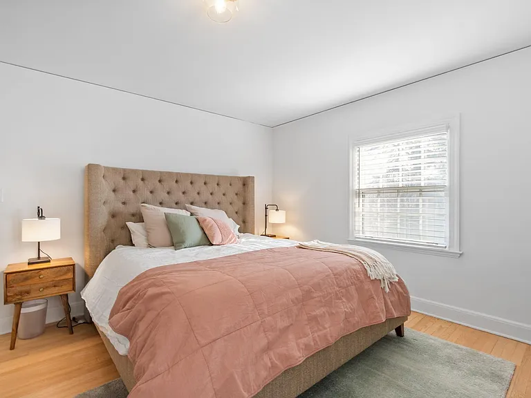 18694 Oak Dr — Photo 26