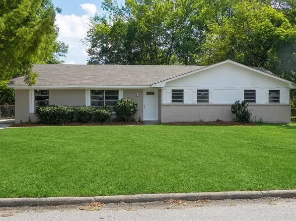 2724 Endicott Dr, Montgomery, AL 36116