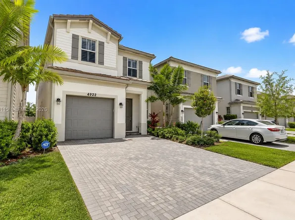 4922 NW 48th Ter, Tamarac, FL 33319