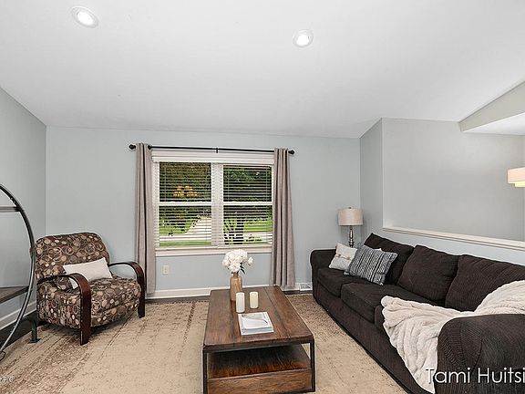4th image of 7720 Bass Creek Dr