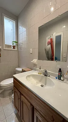 Rented by Chase Global Realty Corp | media 2