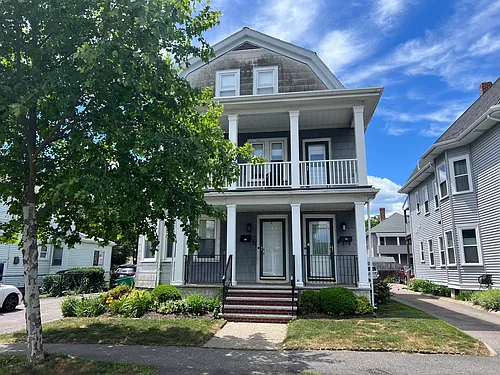 29 Woodrow Ave #1 Photo 1